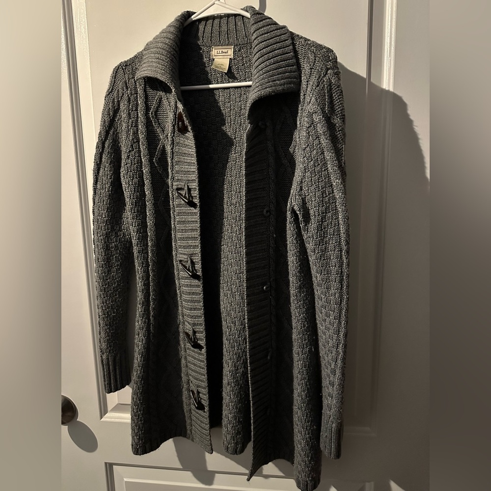 LL Bean Women’s Medium sweater